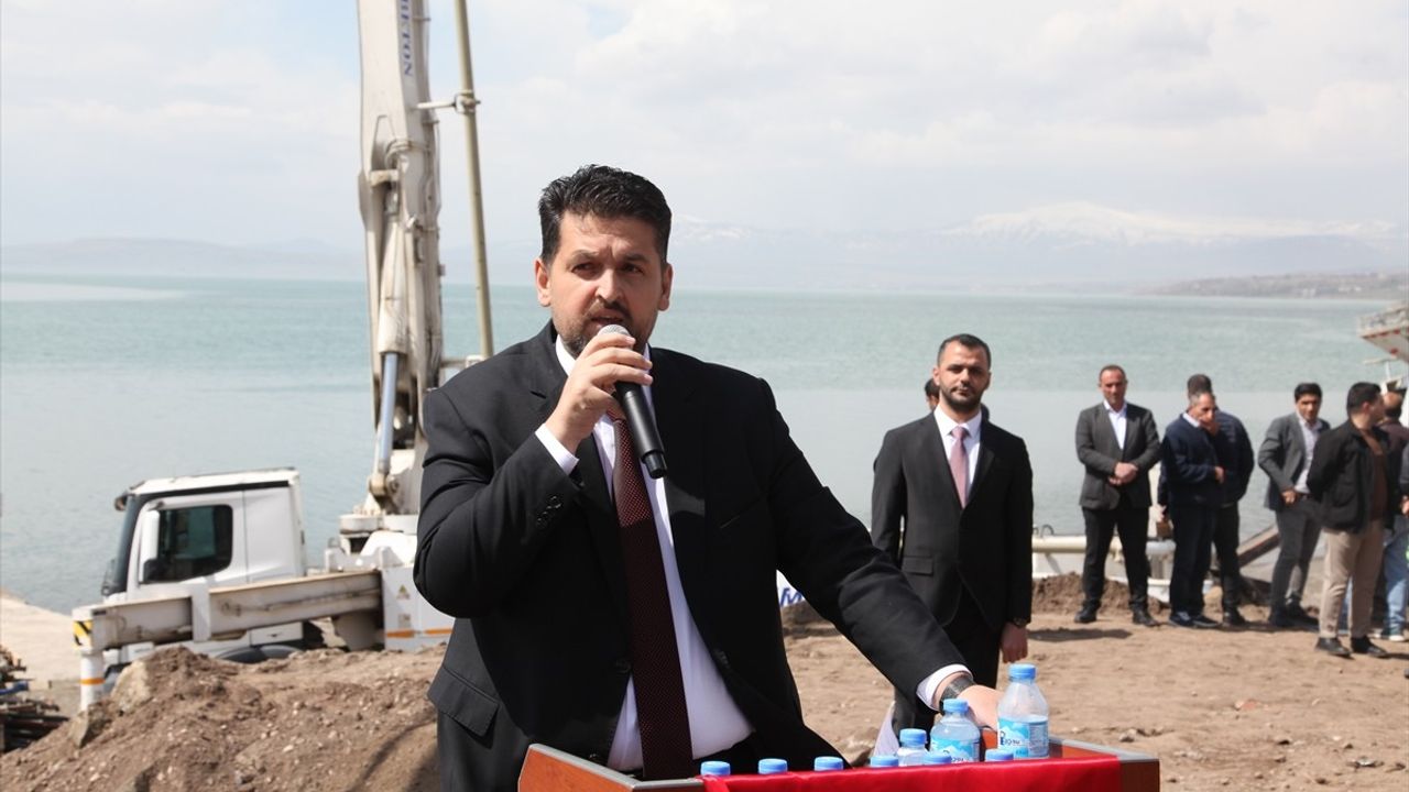 Bitlis'te Su Sporları Merkezi Temeli Atıldı