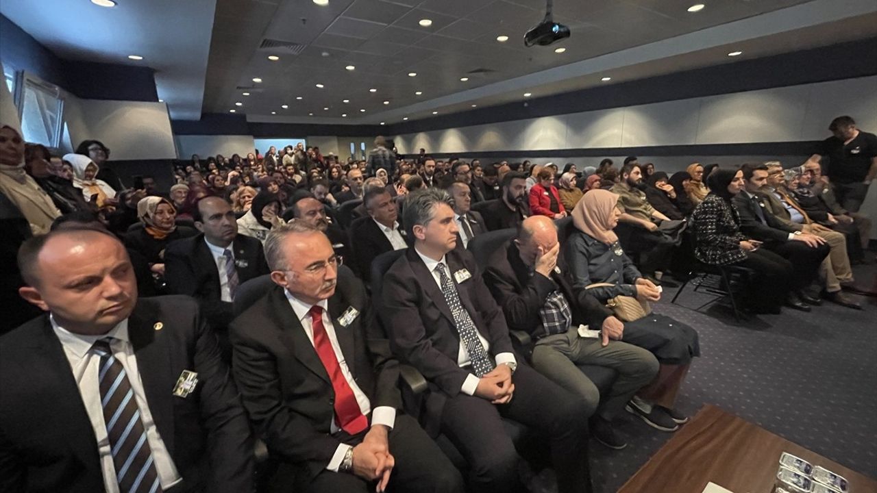 Bolu'da Doktor Enes Gültekin İçin Anma Töreni Düzenlendi