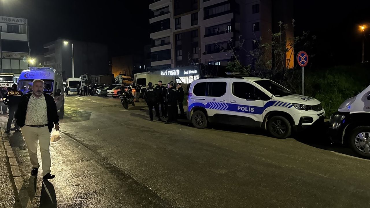 Bursa'da Aileler Arasında Kavga: 3 Yaralı