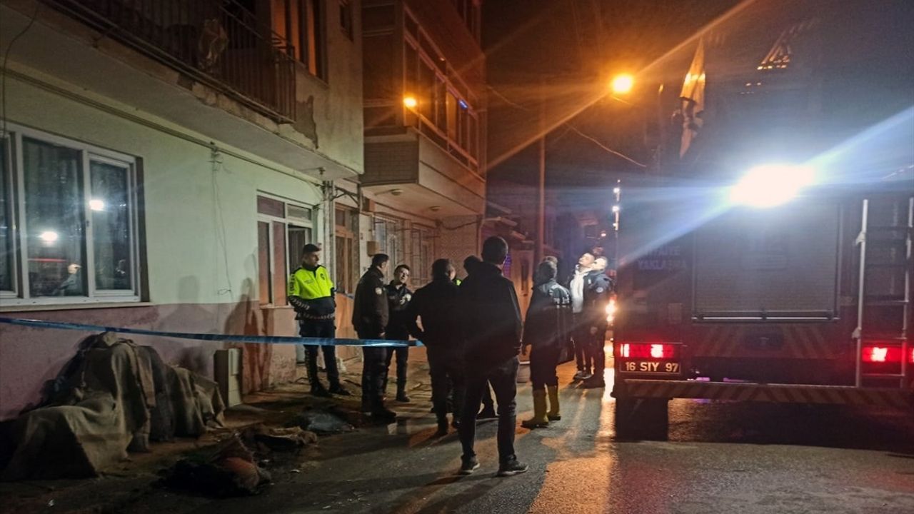 Bursa'da Evde Yangın: İki Kardeş Hayatını Kaybetti