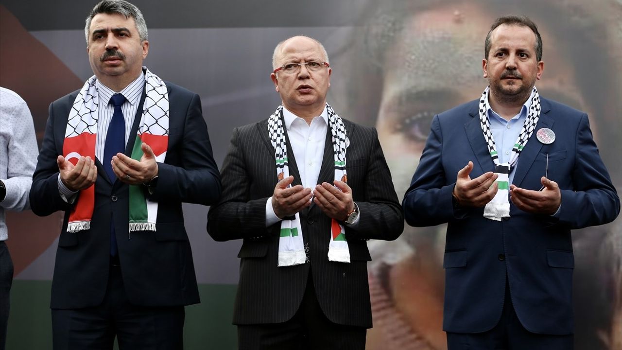 Bursa'da İsrail'in Gazze Saldırılarına Protesto