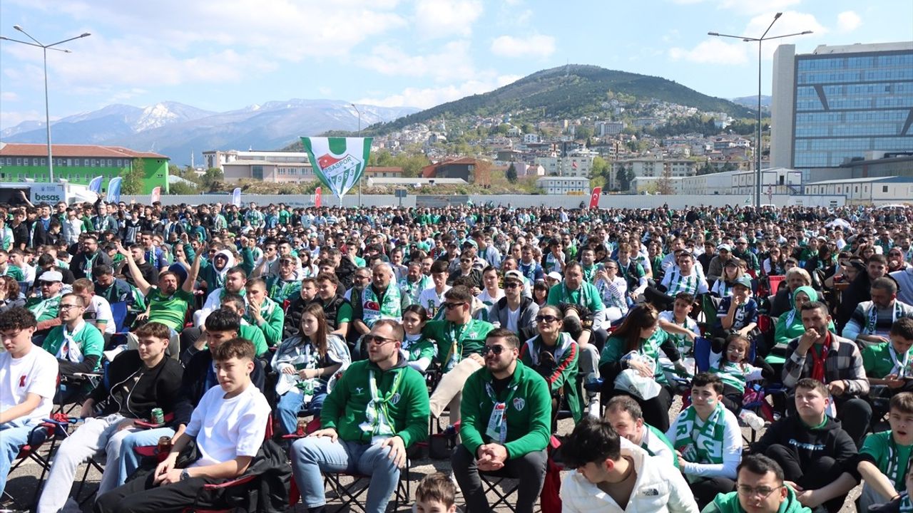 Bursaspor, 3. Lig 1. Grup Şampiyonu Oldu