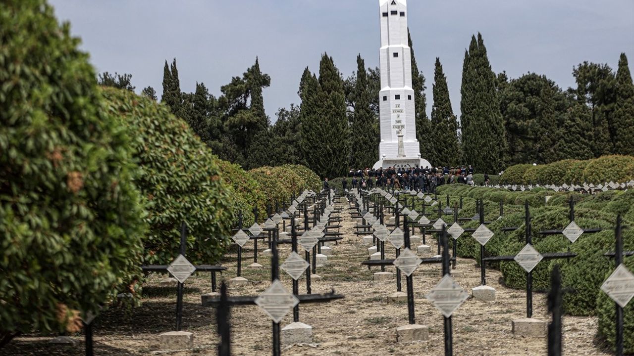 Çanakkale Savaşları'nın 110. Yılında Anma Töreni Düzenlendi