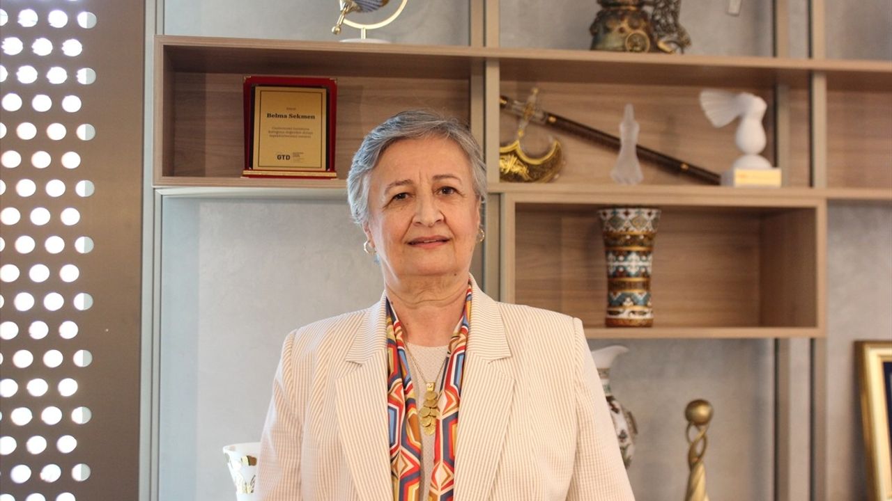 Cemre Çarşısı, İstanbul'da Alışveriş ve İyiliği Buluşturuyor