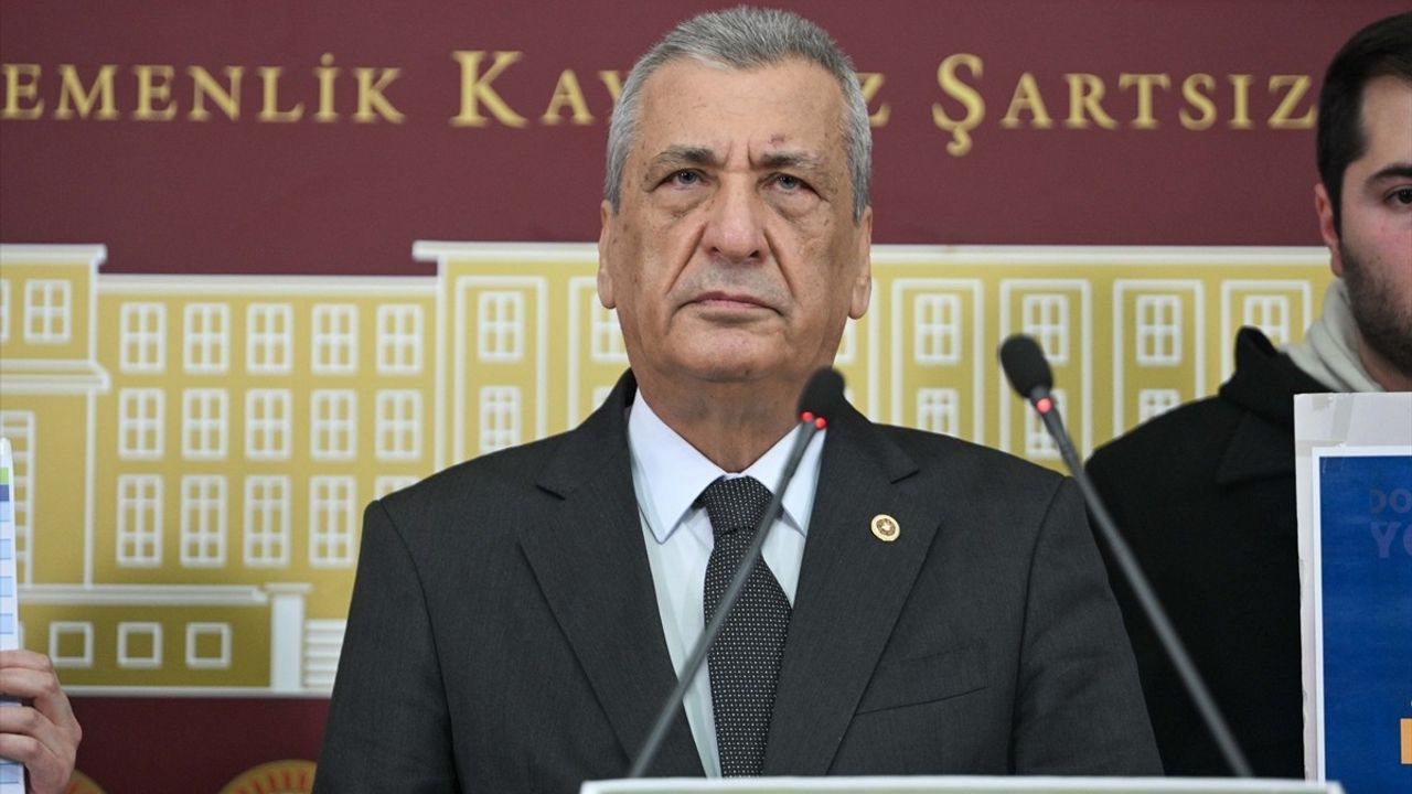 CHP'li Öztürkmen'den Kamu Personeli Mülakat Sistemine Sert Eleştiri