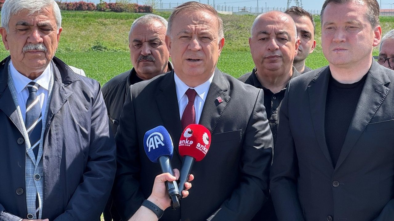 CHP'li Zeybek, İmamoğlu'nu Cezaevinde Ziyaret Etti