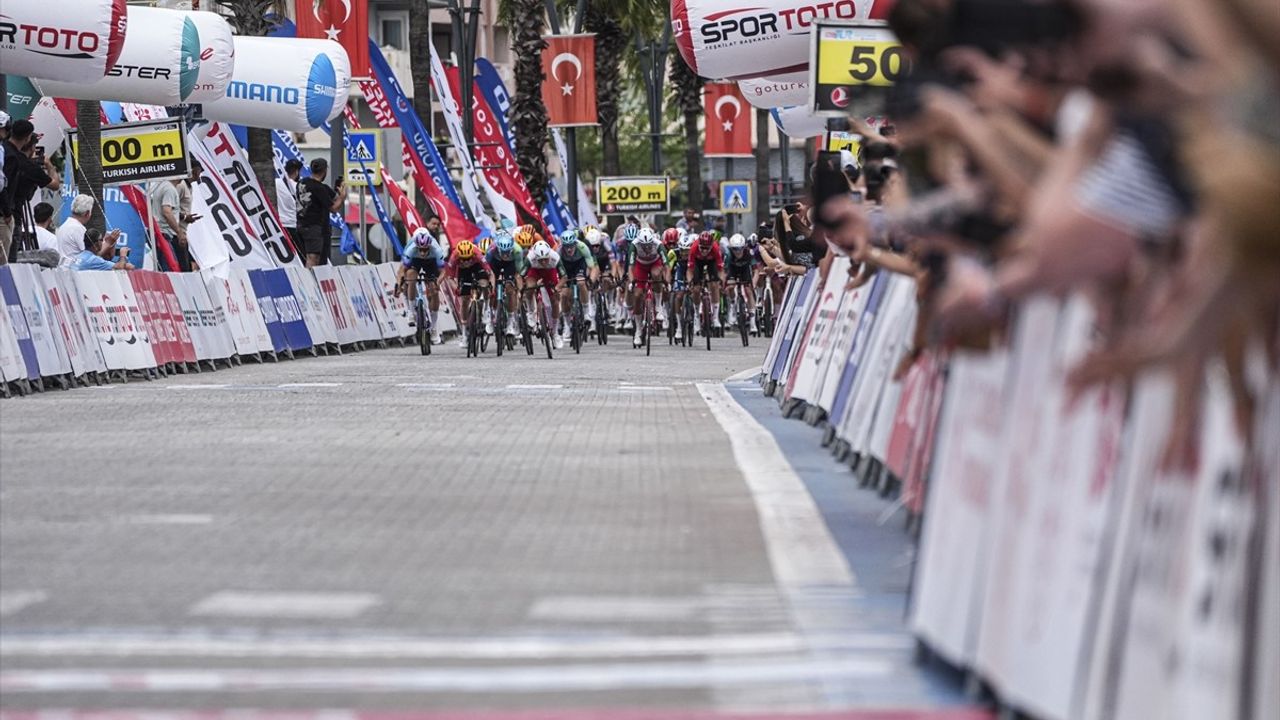 Cumhurbaşkanlığı Türkiye Bisiklet Turu'nda Lev Gonov Zaferle Ayrıldı