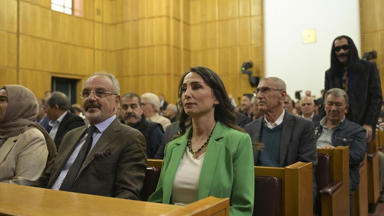 Demokrasi ve Emek Hakkında Önemli Açıklamalar: Hatimoğulları'ndan Asgari Ücret ve Deprem Uyarısı