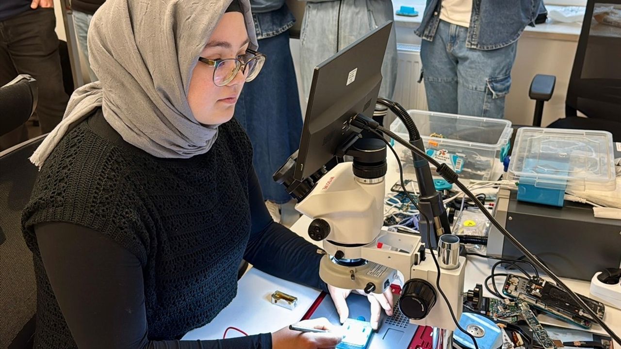Dijital Sıfır Atık Laboratuvarı ile Geleceğin Mühendisleri Yetişiyor