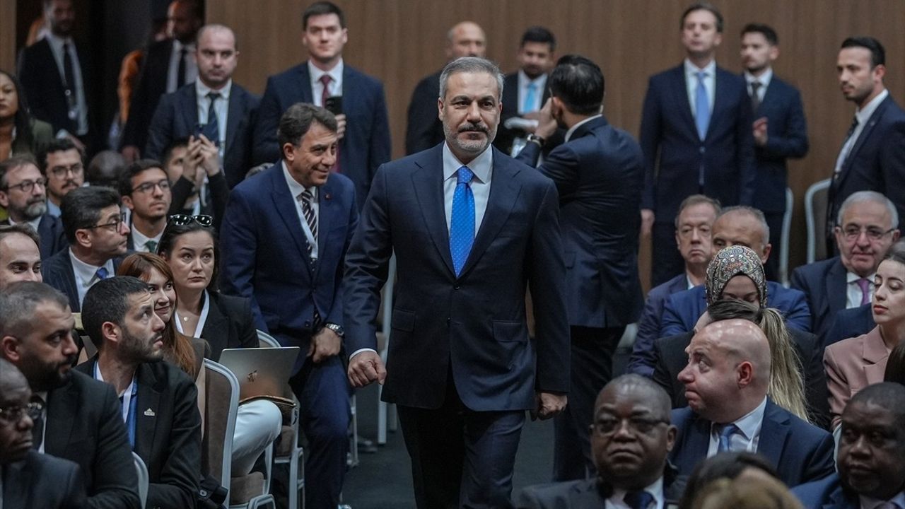Dışişleri Bakanı Fidan, Antalya Diplomasi Forumu'nda 155 Ülkeden 6 Bin Temsilciyi Ağırladı