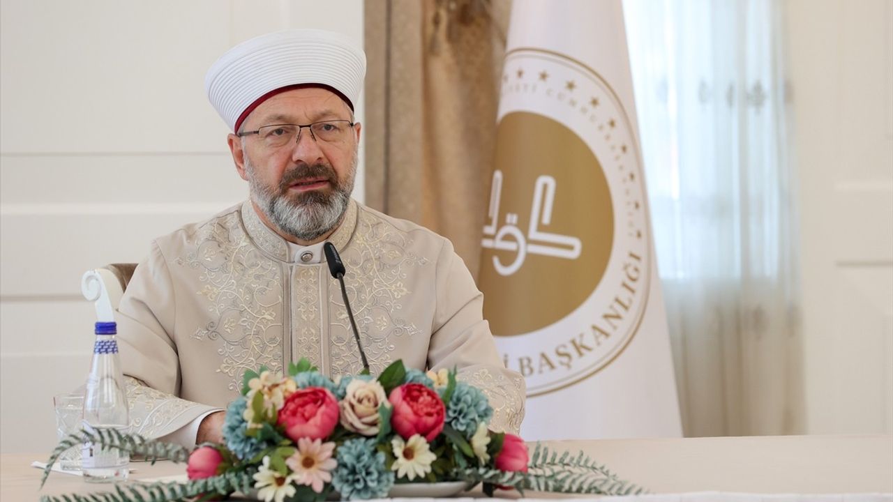 Diyanet İşleri Başkanı Erbaş'tan Hac Hazırlıkları ve İbadet Kolaylığı Vurgusu
