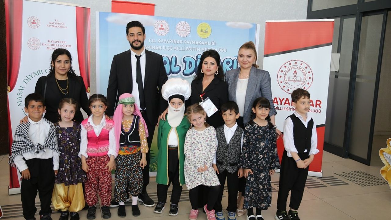 Diyarbakır'da Masal Diyarı Çocuk Festivali Coşkusu