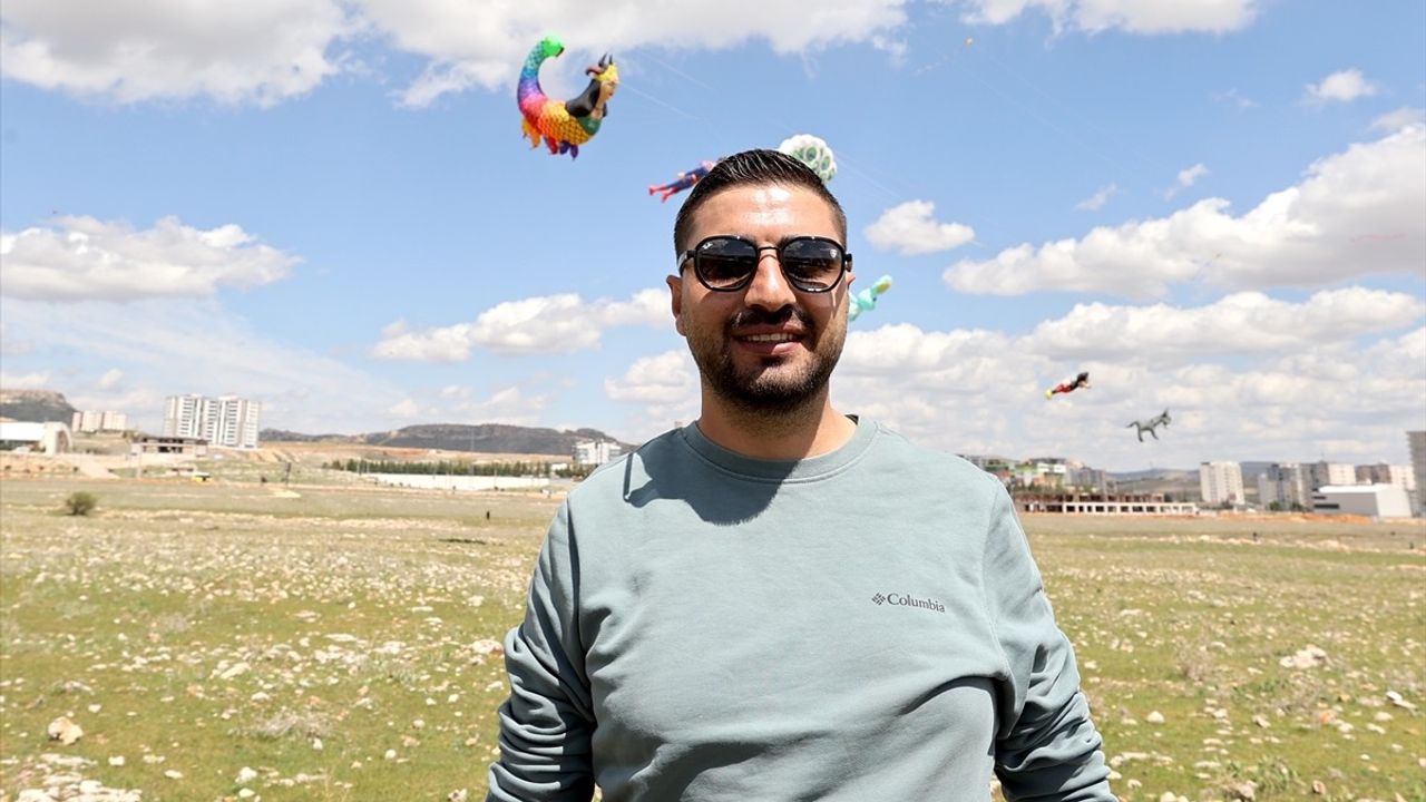 Dünyanın En Uzun Adamı Sultan Kösen Uçurtma Şenliğinde Rüzgarla Buluştu