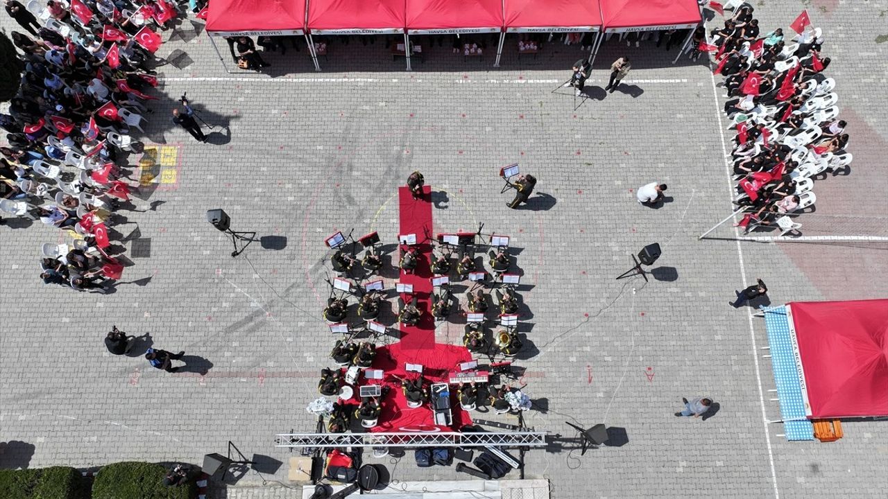 Edirne'de Askeri Bando, Köy Okulunda Unutulmaz Konser Verdi