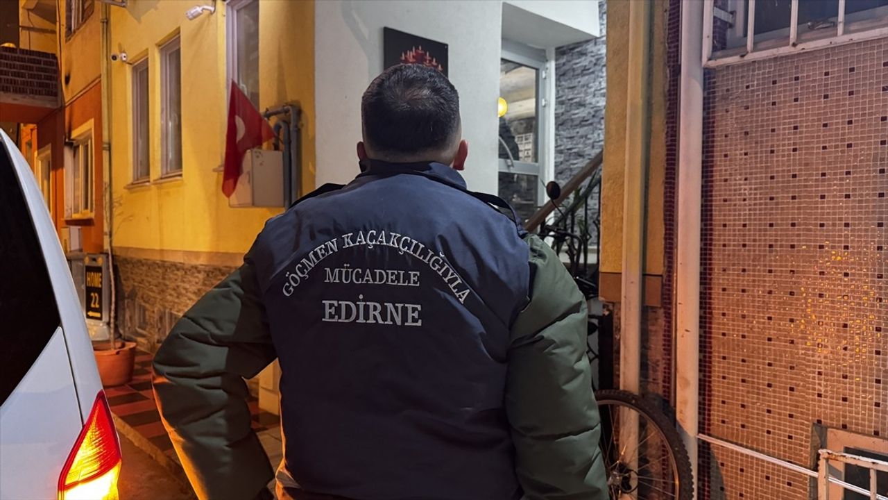 Edirne'de Düzensiz Göçmen Operasyonu: 4 Kişi Yakalandı