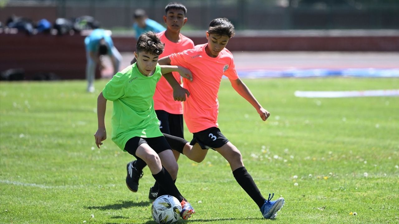 Edirne'de Spor Projeleri Akademik Başarısı Artırıyor