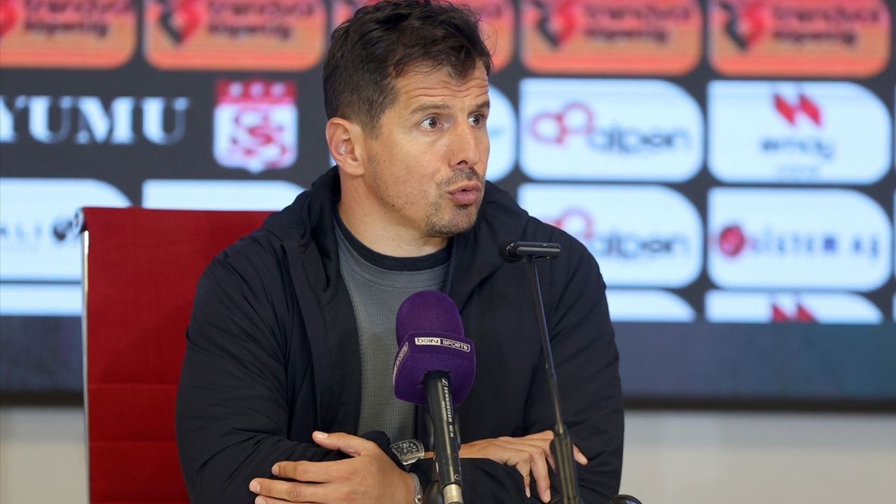Emre Belözoğlu: "Sivasspor Galibiyeti Hak Etti"