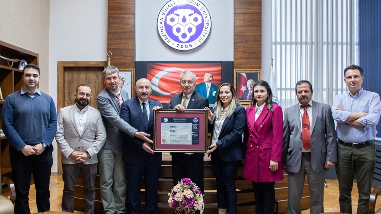 Erzincan'da Binalara Yerleştirilen İvmeölçerlerle İlk Deprem Kaydı