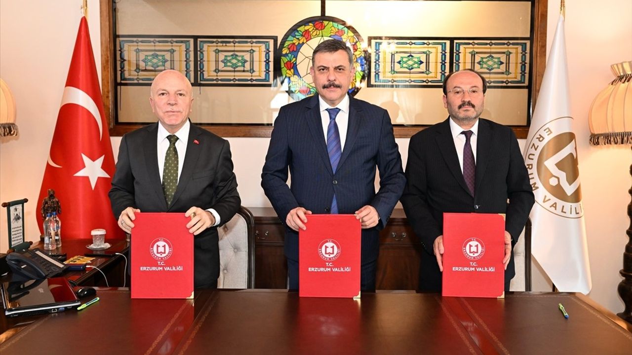 Erzurum'da 60+ Tazelenme Üniversitesi Protokolü İmzalandı