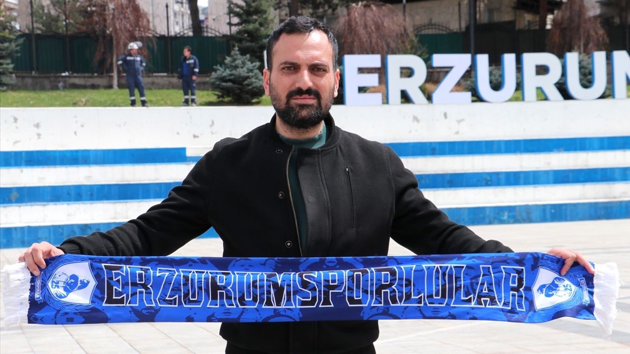 Erzurumspor FK Taraftarları Süper Lig İçin Kenetlendi