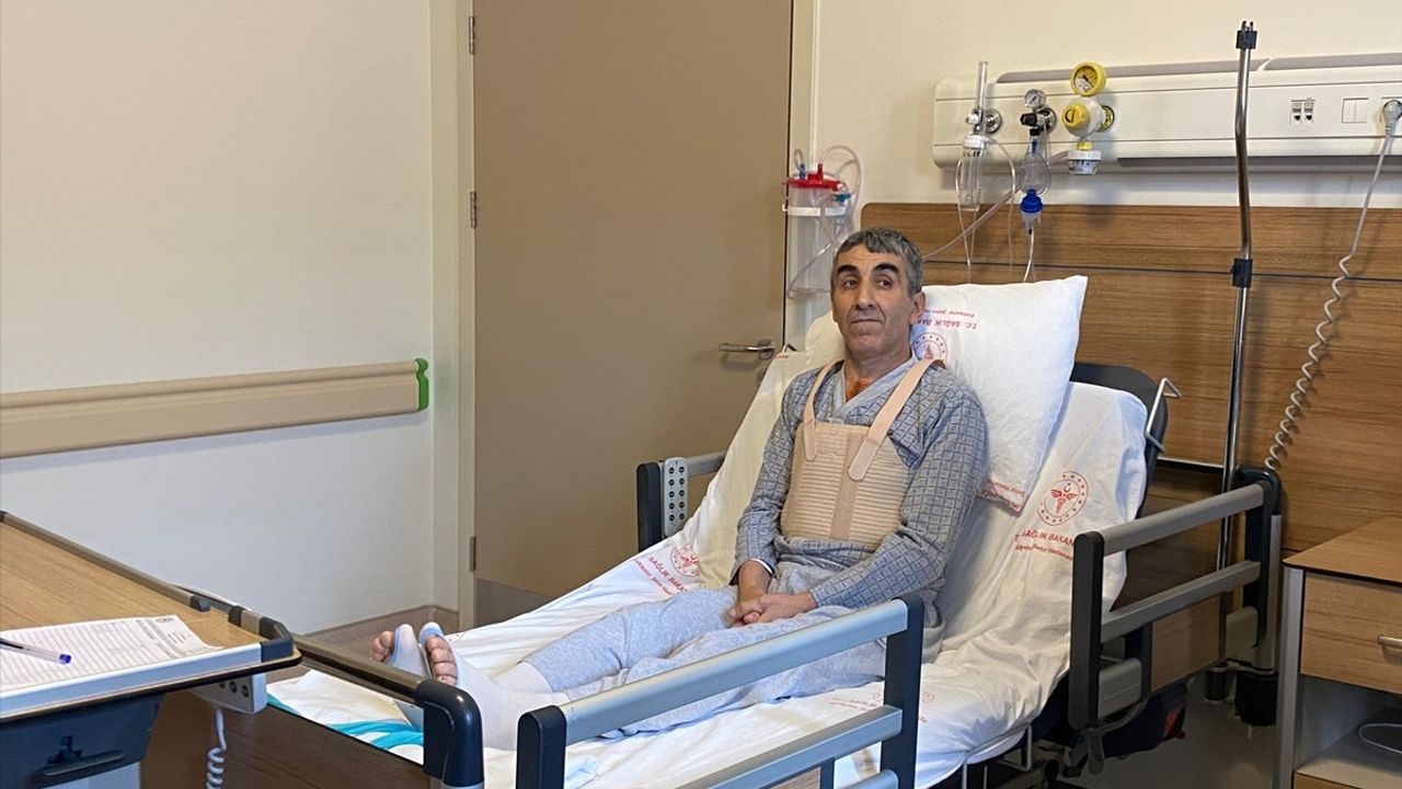 Eskişehir'de Aort Damarı İkinci Kez Yırtılan Hasta Hayata Döndü