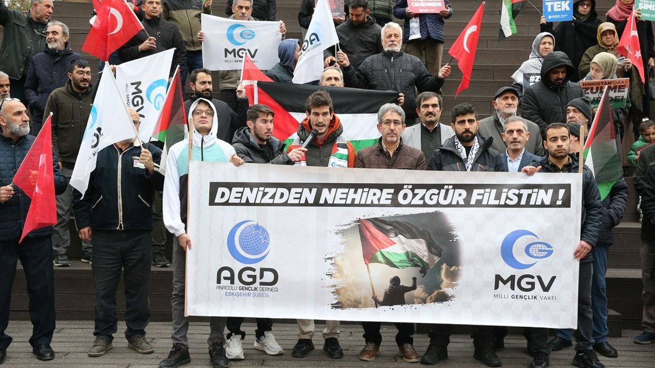 Eskişehir'de Gazze Saldırıları Protesto Edildi