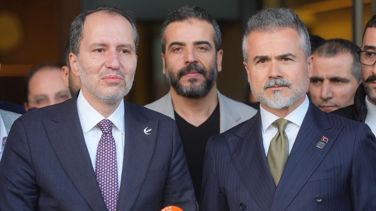 Fatih Erbakan, TBMM Başkanvekili Sırrı Süreyya Önder’i Hastanede Ziyaret Etti