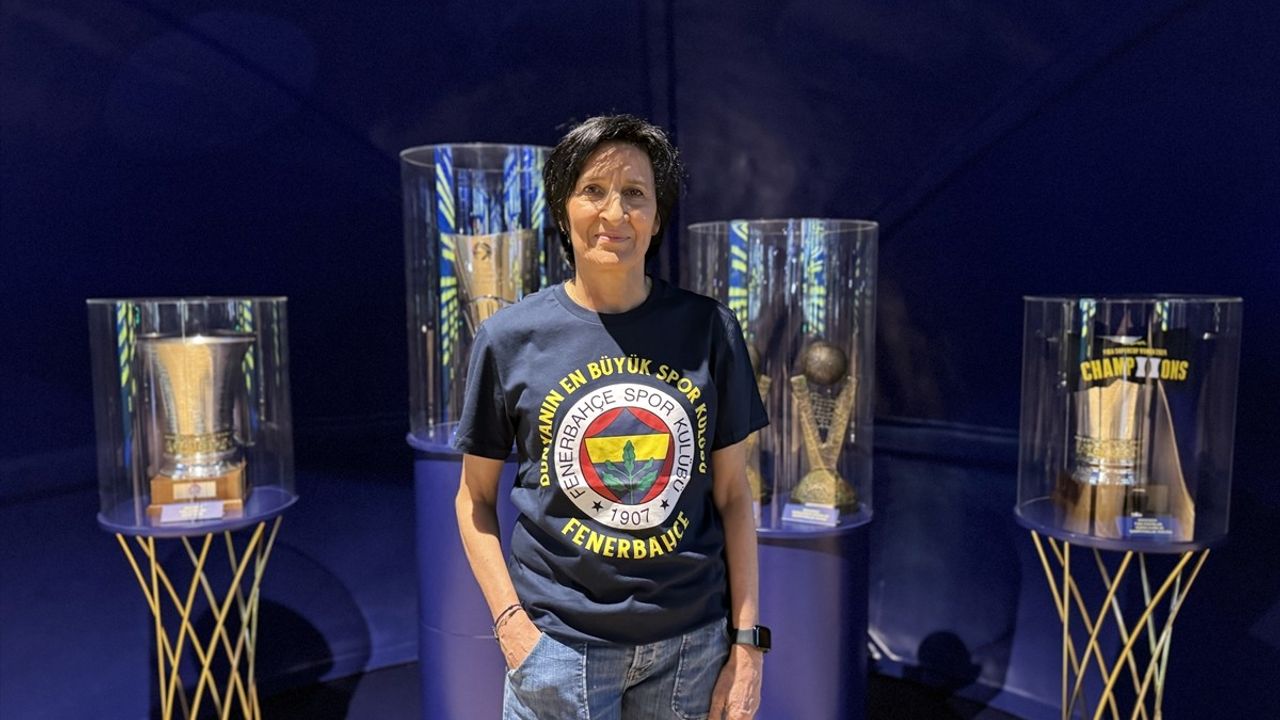 Fenerbahçe Opet Kadın Basketbol Takımı, FIBA 6'lı Finali'ne Hazırlanıyor