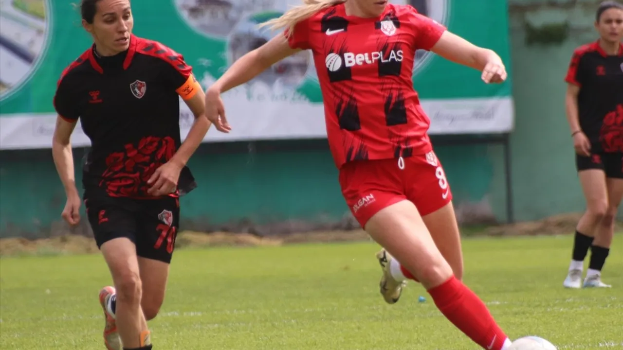 FOMGET, Ünye Kadın Spor Kulübü'nü 3-2 Geçti