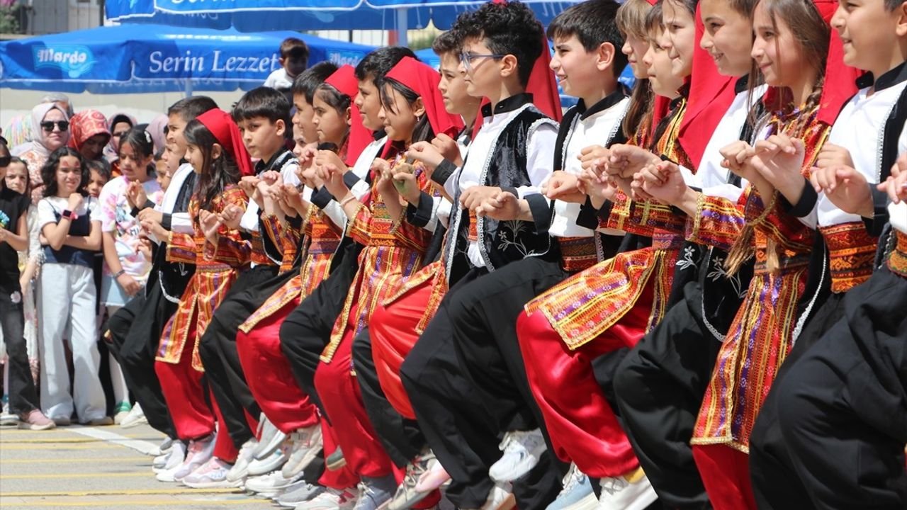 Gaziantep ve Çevresinde 23 Nisan Coşkusu: Ulusal Egemenlik ve Çocuk Bayramı Kutlamaları