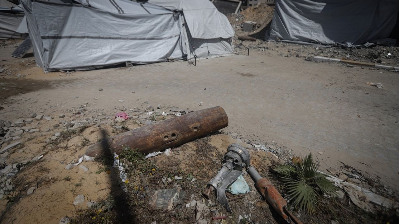 Gazze'de Ölümcül Tehlike: Patlamamış Mühimmatlar Arasında Yaşayan Filistinliler