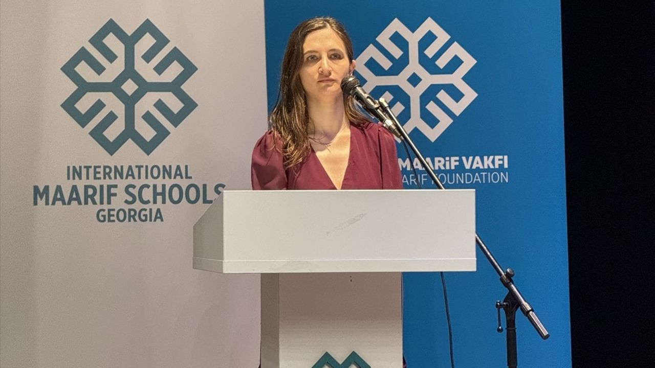 Gürcistan Uluslararası Maarif Okulları’ndan Şiir Dinletisi