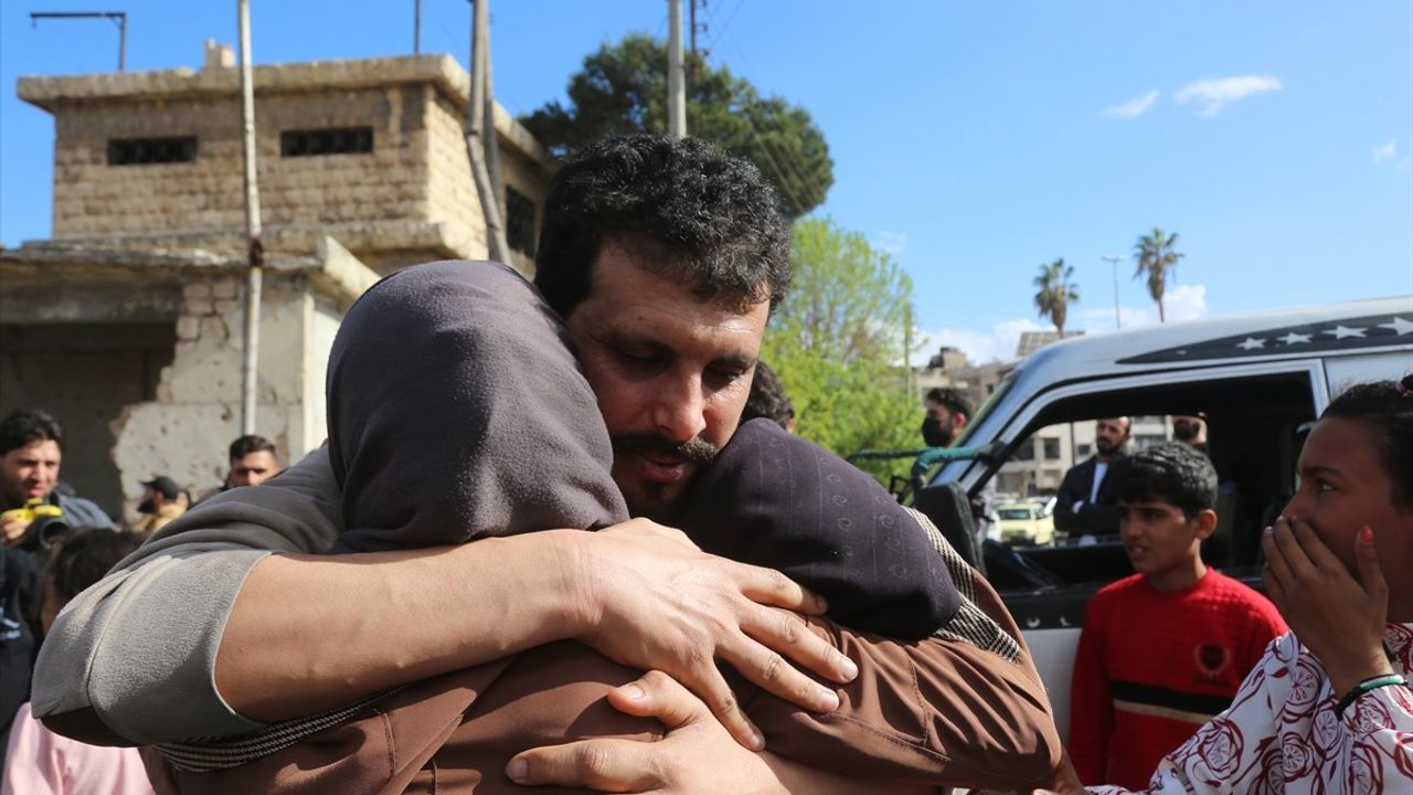 Halep'te PKK/YPG'nin Alıkoyduğu 100 Kişi Serbest Bırakıldı