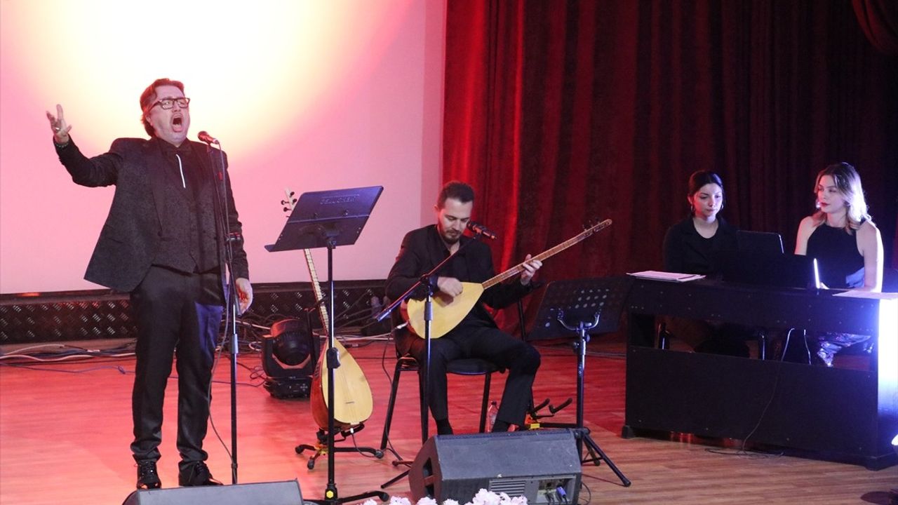 Hatay'da Büyüleyici 'Avrupa'dan Türküler' Konseri