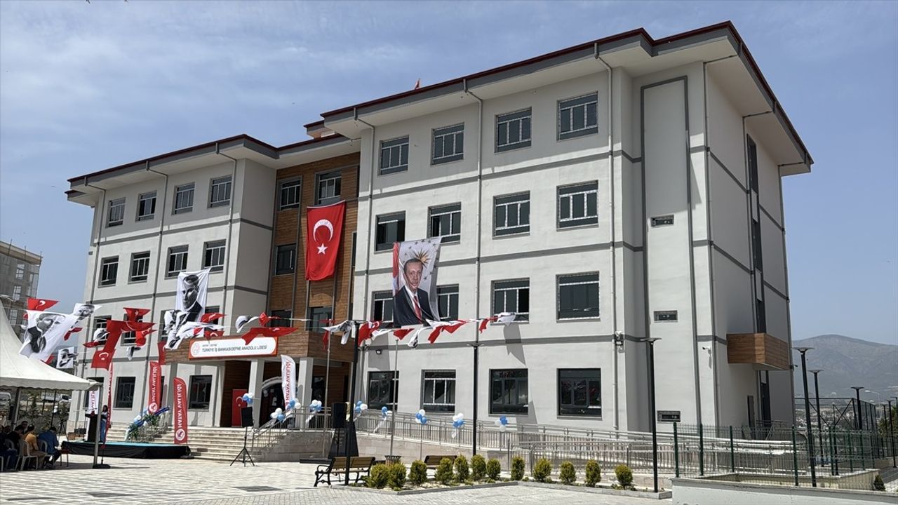 Hatay'da Depremlerden Etkilenen 3 Okul Hizmete Girdi