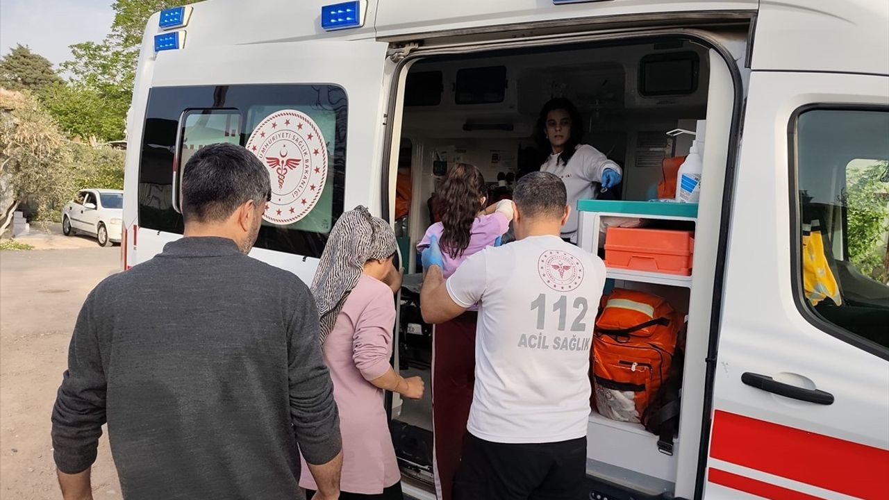 Hatay'da Koluna İnşaat Demiri Batan Çocuk İtfaiye Ekiplerince Kurtarıldı