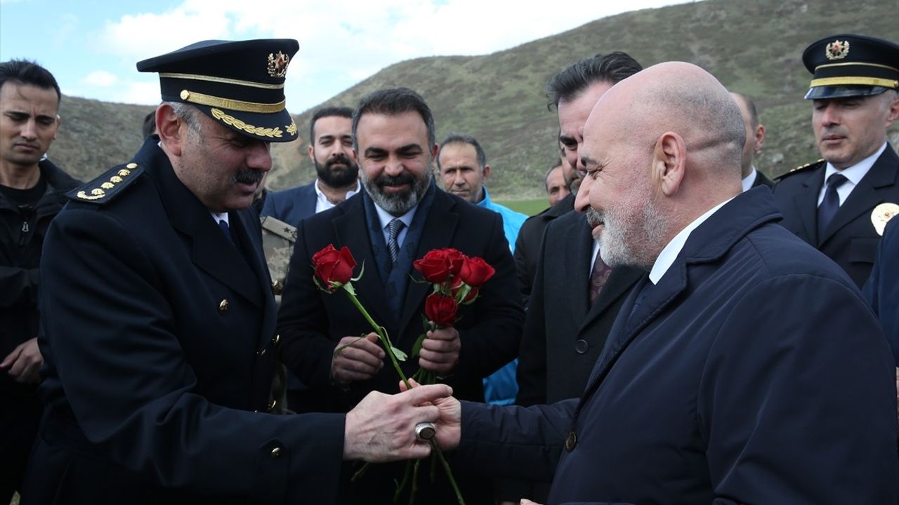 İçişleri Bakan Yardımcısı Sağlam, Bitlis'te Yeni Hayvan Barınağını İnceledi