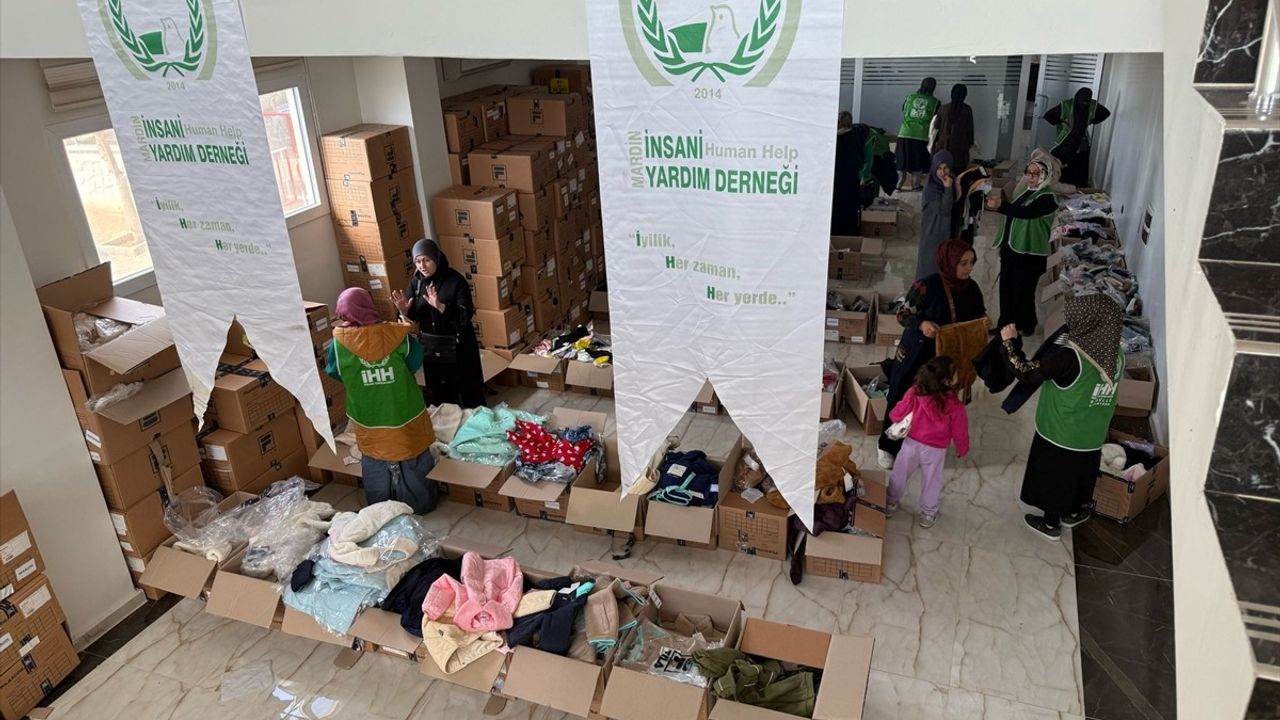 İHH, 800 Binden Fazla Kişiye Ramazan Yardımı Ulaştırdı