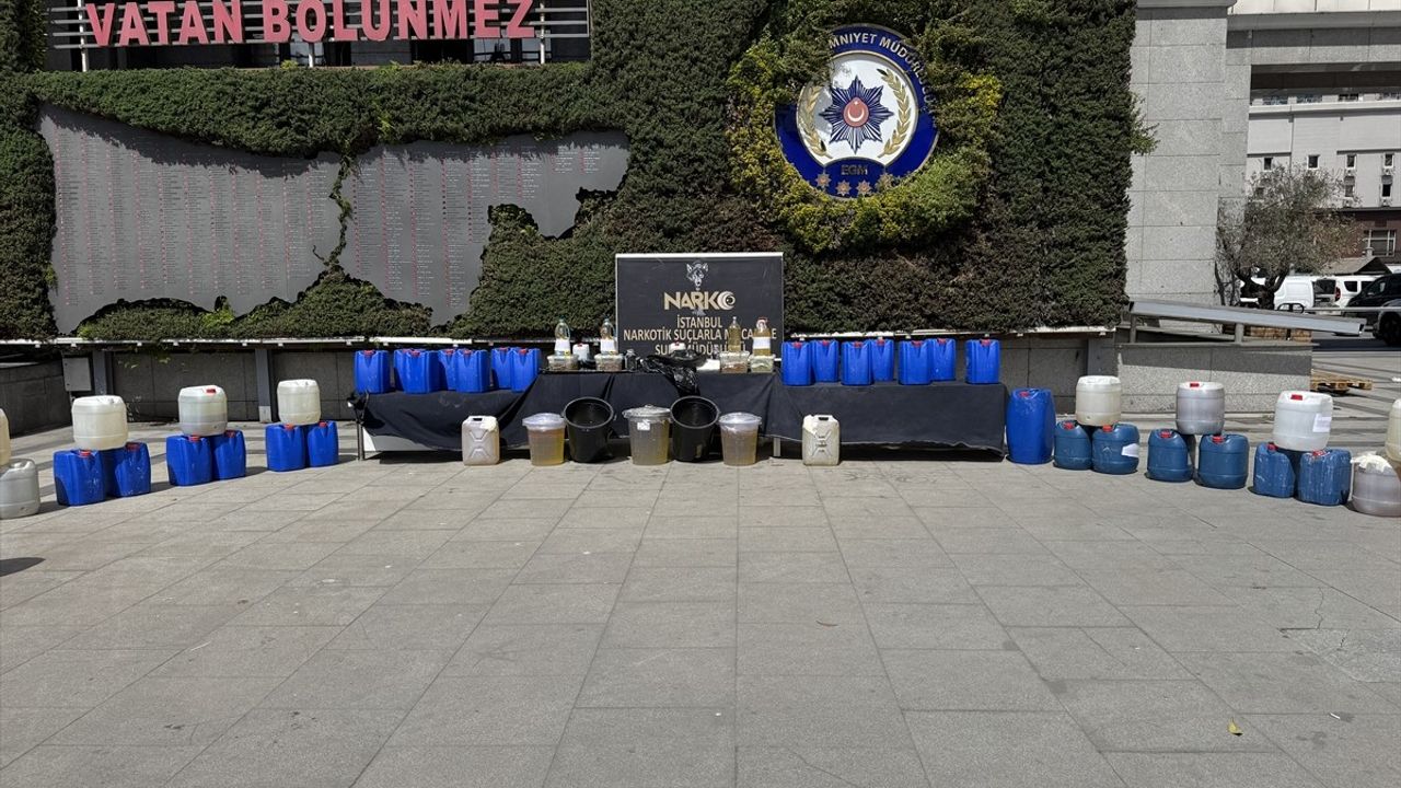 İstanbul'da 1,3 Ton Uyuşturucu Ele Geçirildi, 3 Şüpheli Tutuklandı