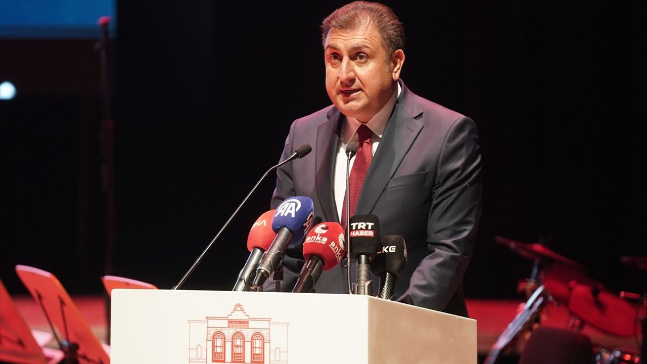 İstanbul'da 23 Nisan Coşkusu: Çocuklar Bayramı Kutladı