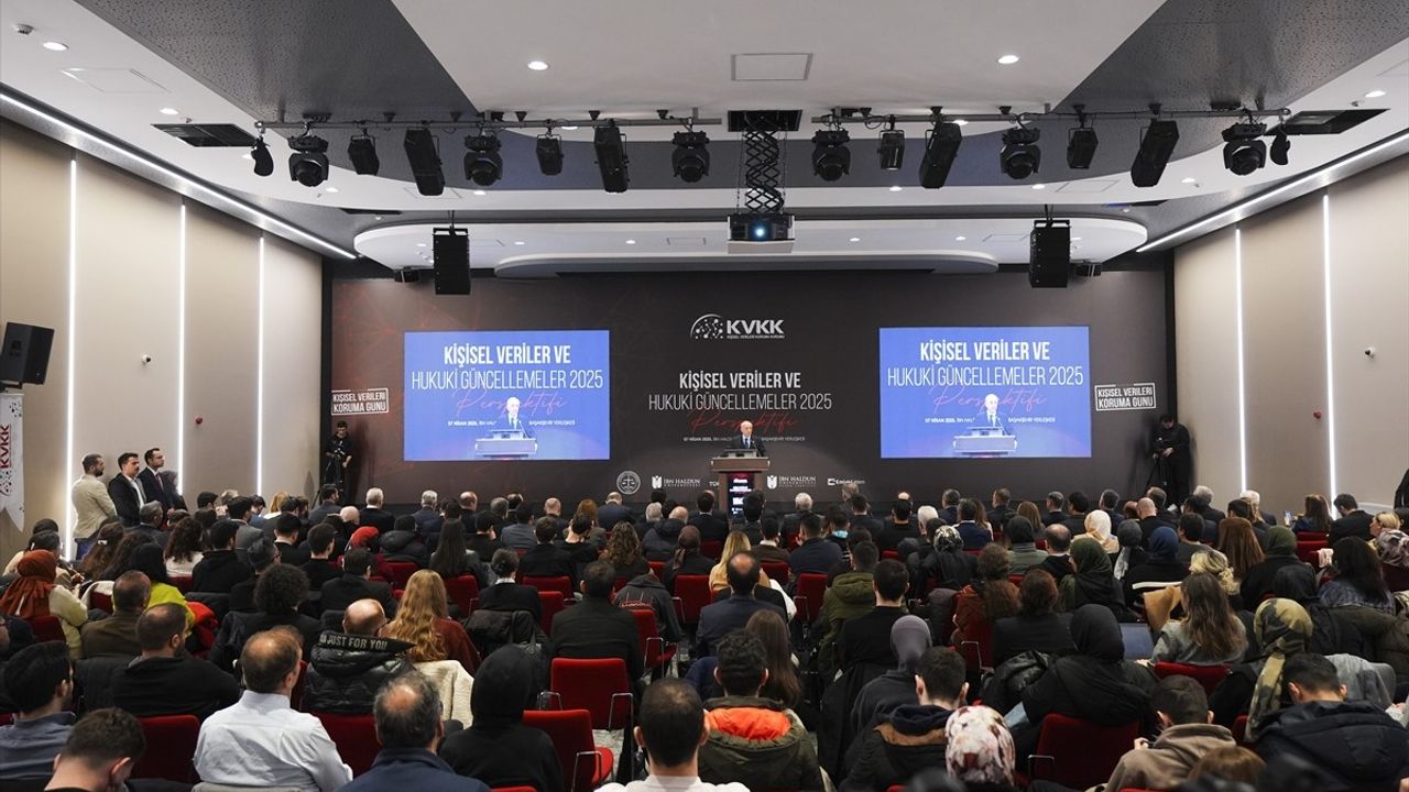 İstanbul'da Kişisel Veriler ve Hukuki Güncellemeler Paneli Düzenlendi