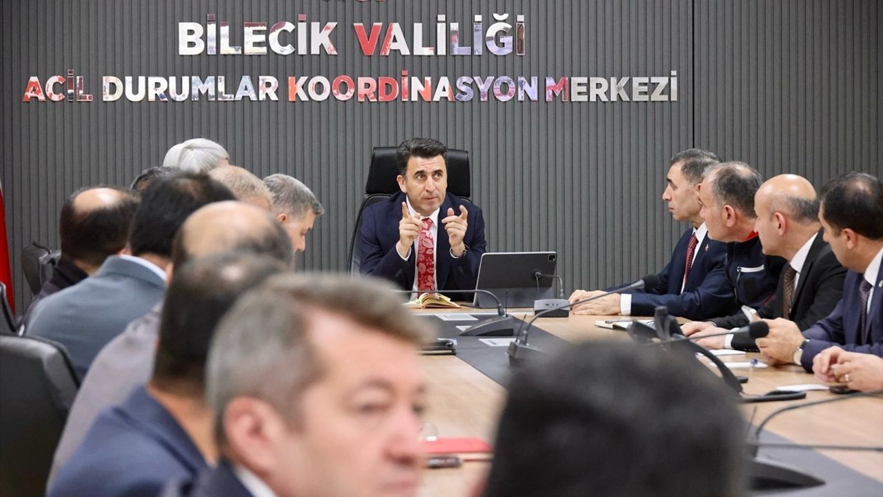 İstanbul'daki 6,2 Büyüklüğündeki Deprem Bilecik'te Hissedildi