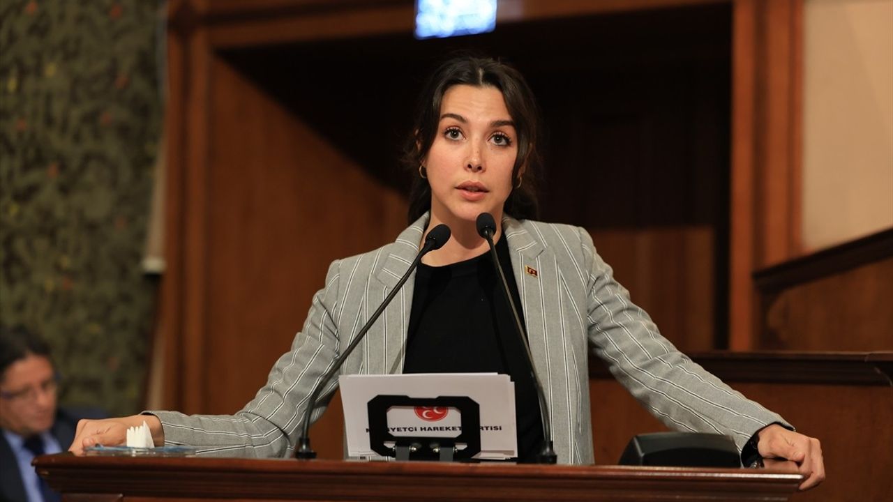 İstanbul İETT 2024 Faaliyet Raporu İBB Meclisi'nde Kabul Edildi