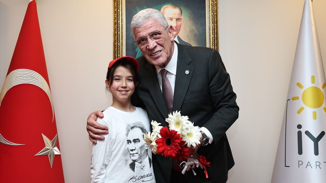 İYİ Parti Genel Başkanı Dervişoğlu, Çocuklarla Bayram Coşkusu Yaşadı