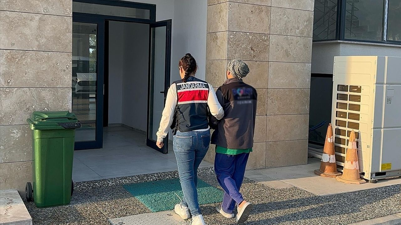 İzmir'de PKK Operasyonu: 4 Şüpheli Gözaltında