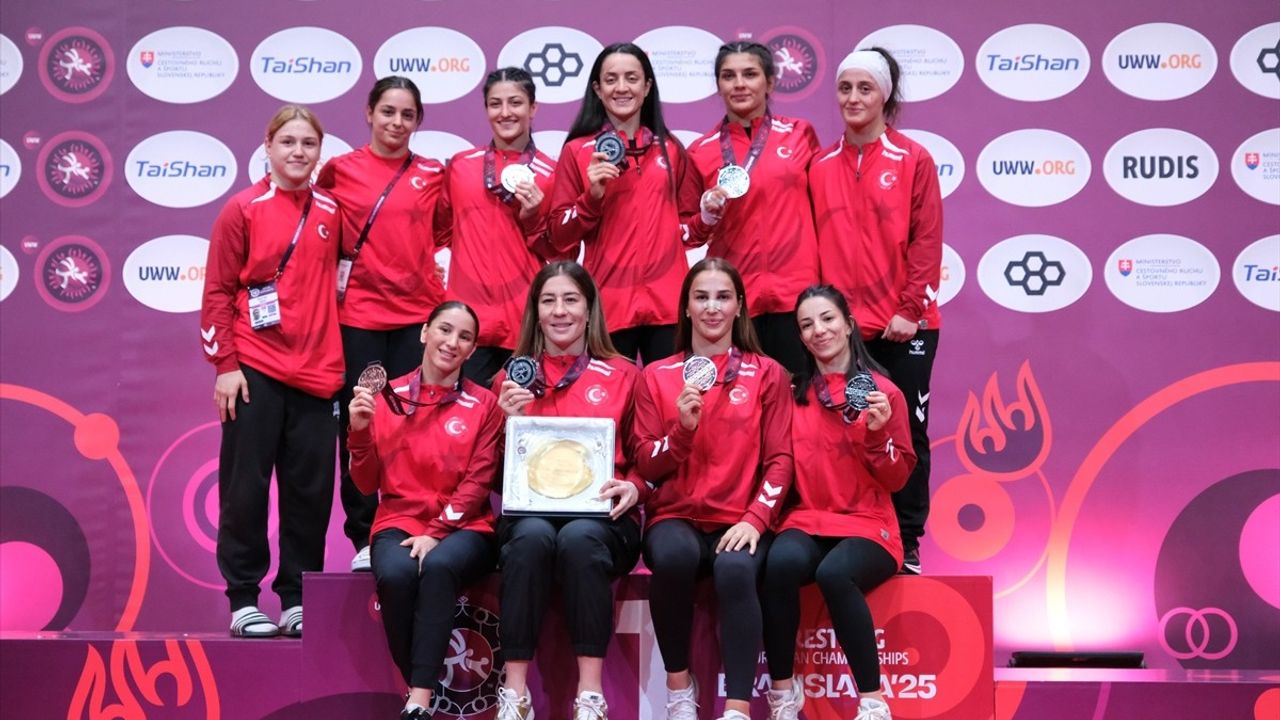 Kadın Güreş Milli Takımı, Avrupa İkincisi Olmayı Başardı