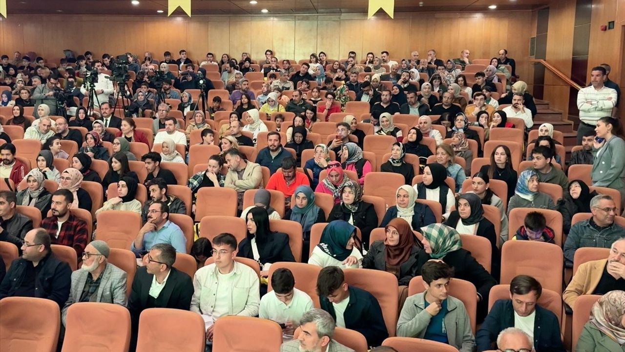 Kahramanmaraş'ta 5. Uluslararası Şiir ve Edebiyat Günleri Başladı