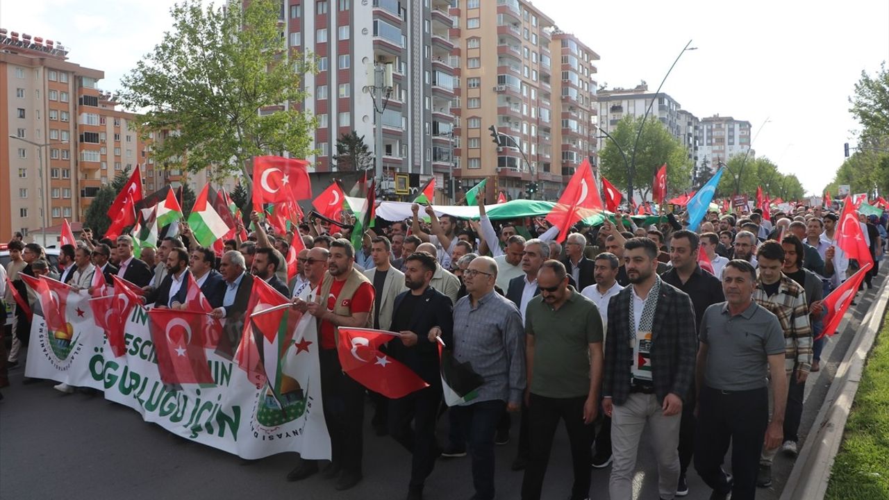 Kahramanmaraş'ta Filistin İçin Miting Düzenlendi