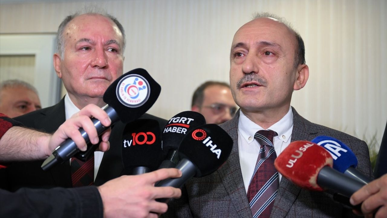 Kamu İşçi Sözleşmeleri İçin Heyetler Toplandı