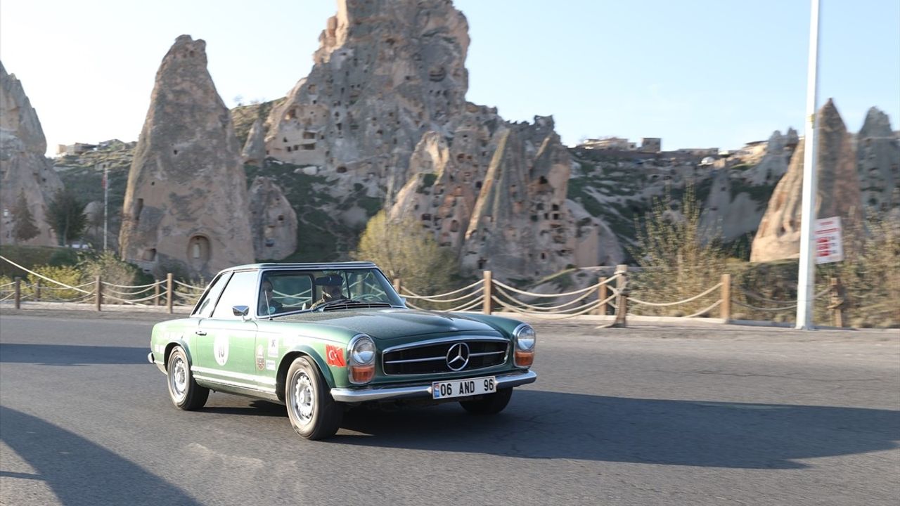 Kapadokya Rallisi'nde Klasik Araçlarla Rekabet Hız Kesti